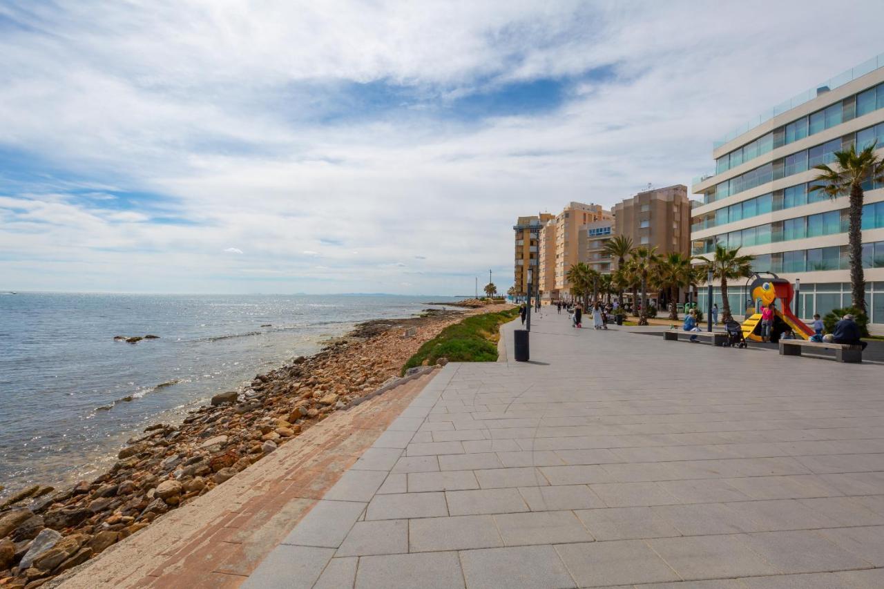 Petite Charming By Fidalsa Lägenhet Torrevieja Exteriör bild
